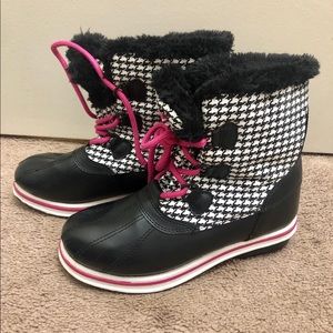 Girls snow boots
